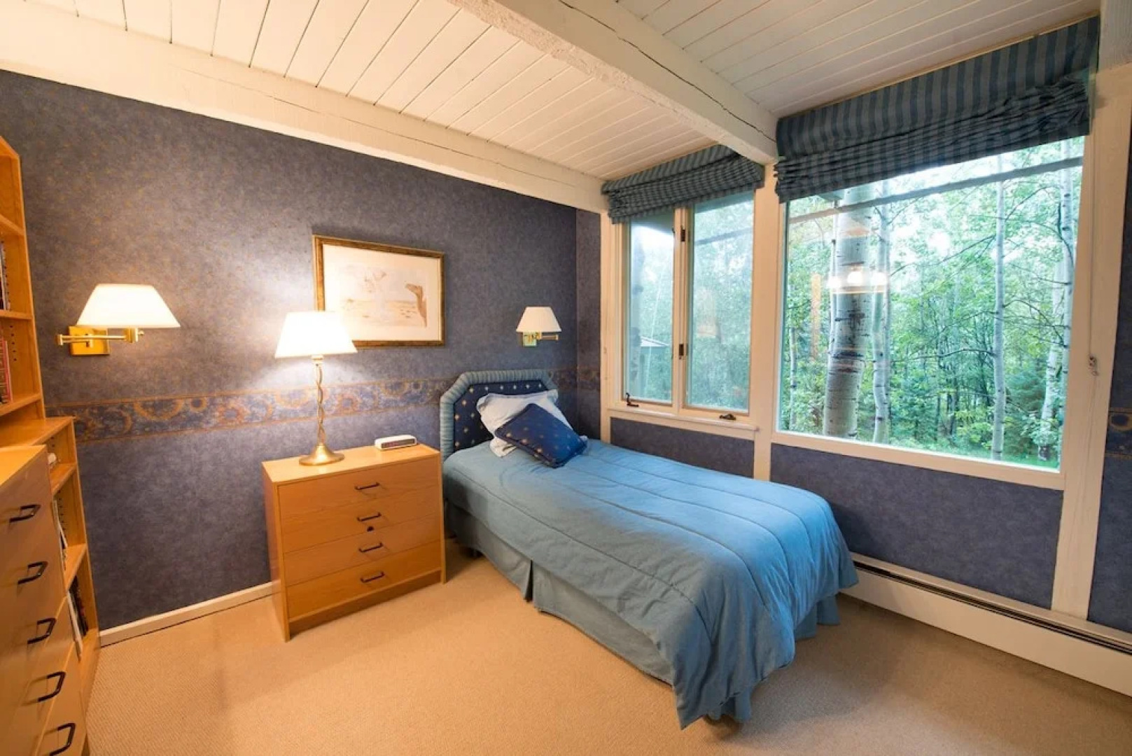 6BR 4BA Aspen Lodge Private Deck Mountain Views Hot Tub by RedAwning