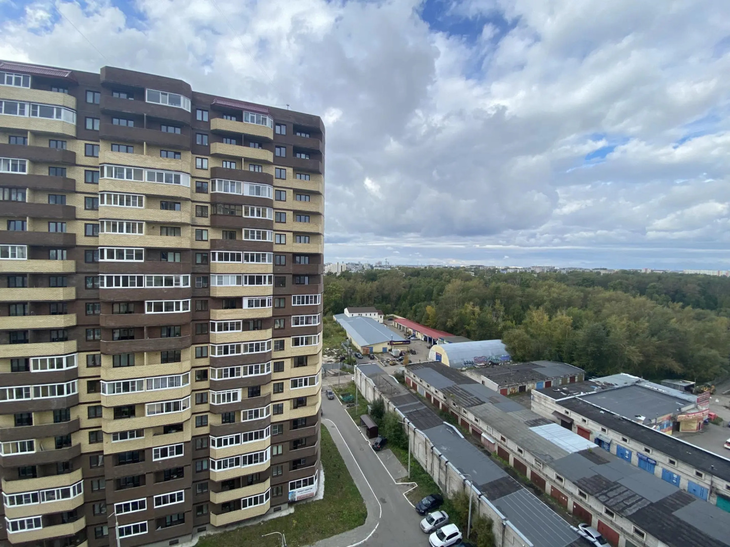 Баринн на улице Гайдара