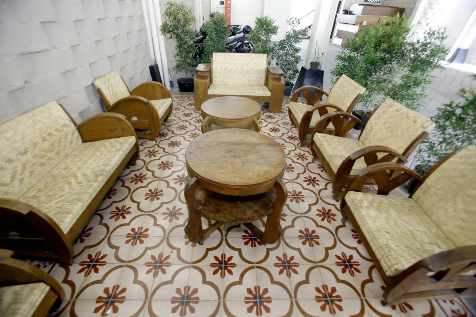 RedDoorz Plus @ Rumah Kandjani