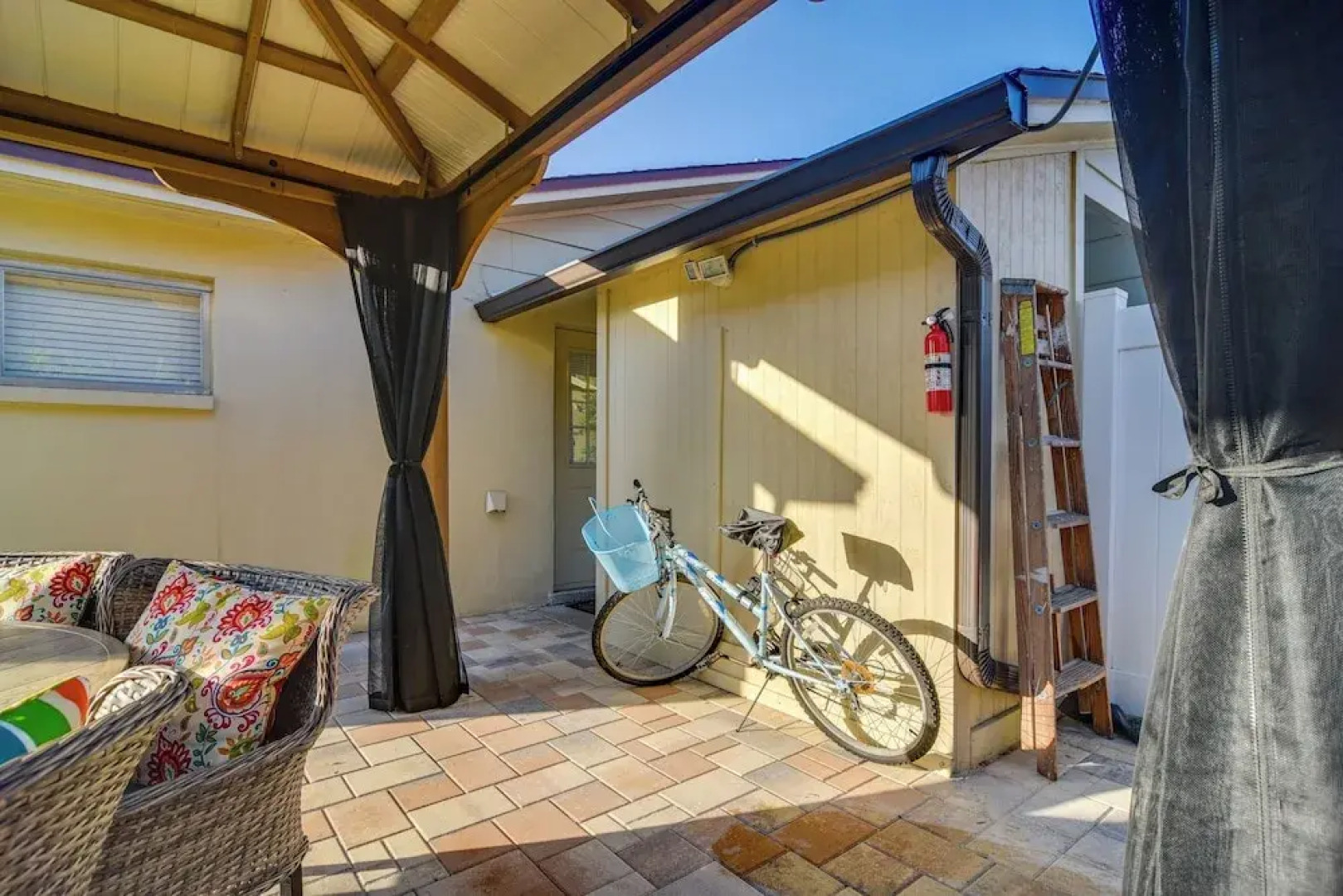 Tampa Home Near Boat Ramp ~ 10 Mi to Dtwn!