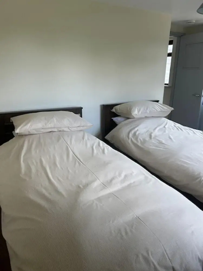 Cottage Retreat- Sleeps 4, Garden,