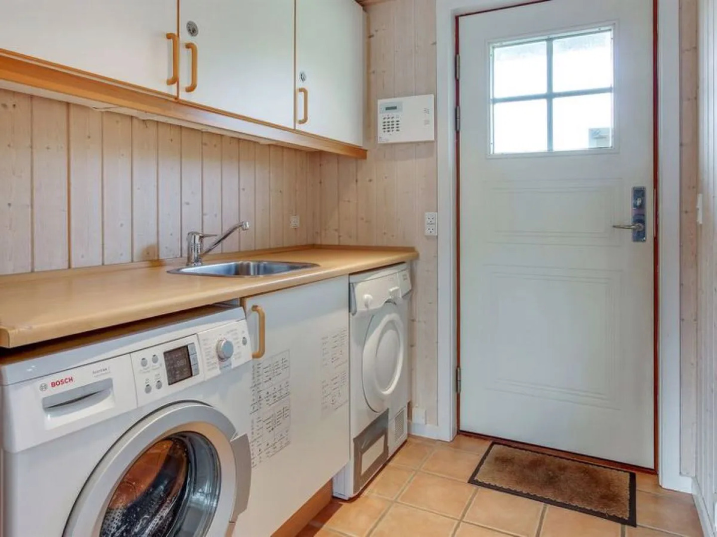 "Rina" - 50m from the sea in Bornholm