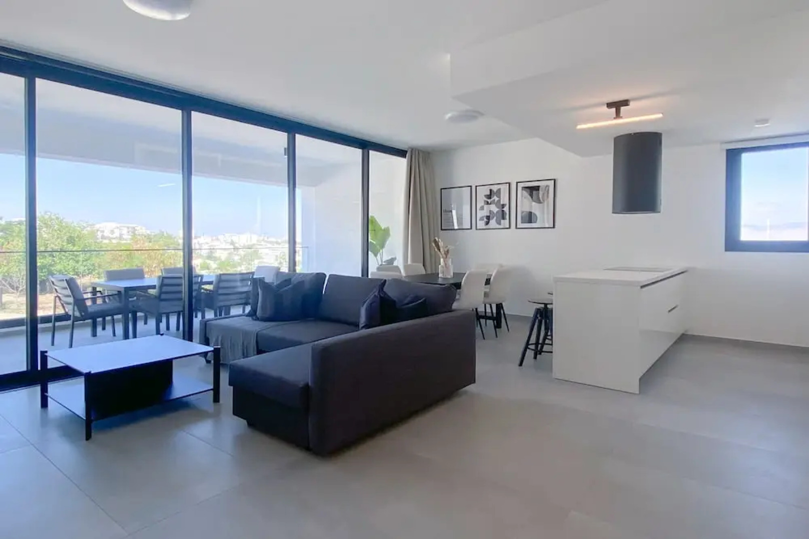 Phaedrus Living: White Hills Suites Panoramic View