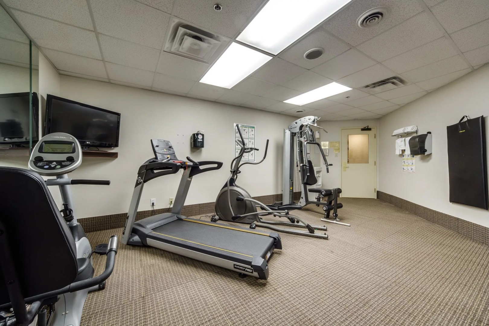 Monte Carlo Inn Vaughan Suites