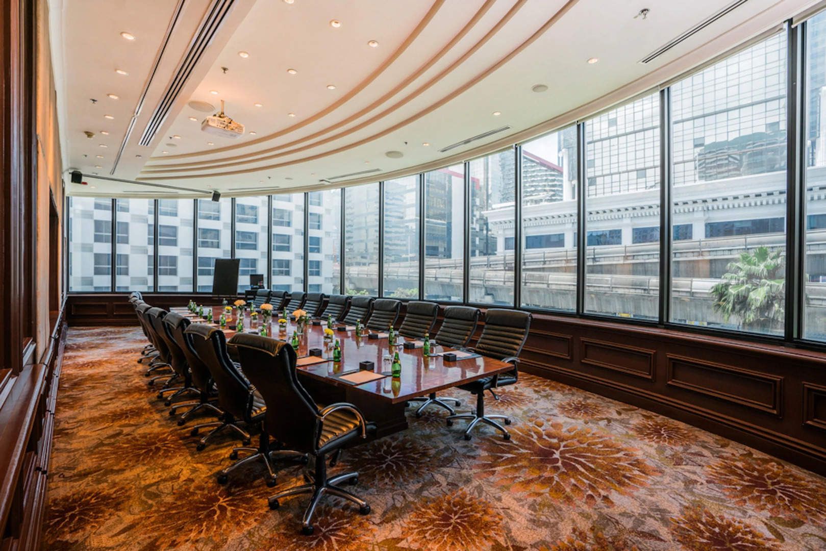 InterContinental Bangkok by IHG