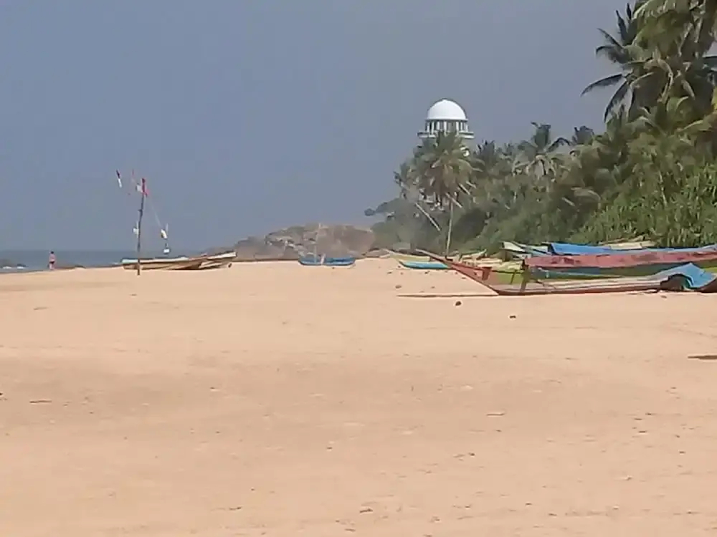 OYO 352 Sea Breeze Hotel