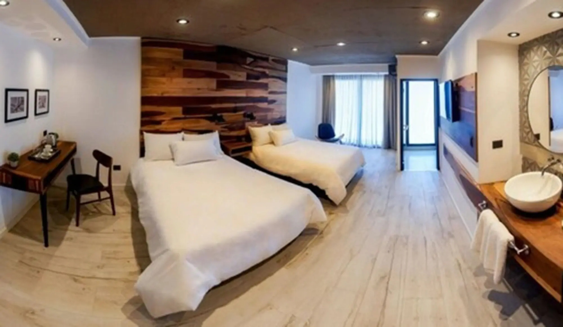 La Urumpta Hotel, AKEN MIND