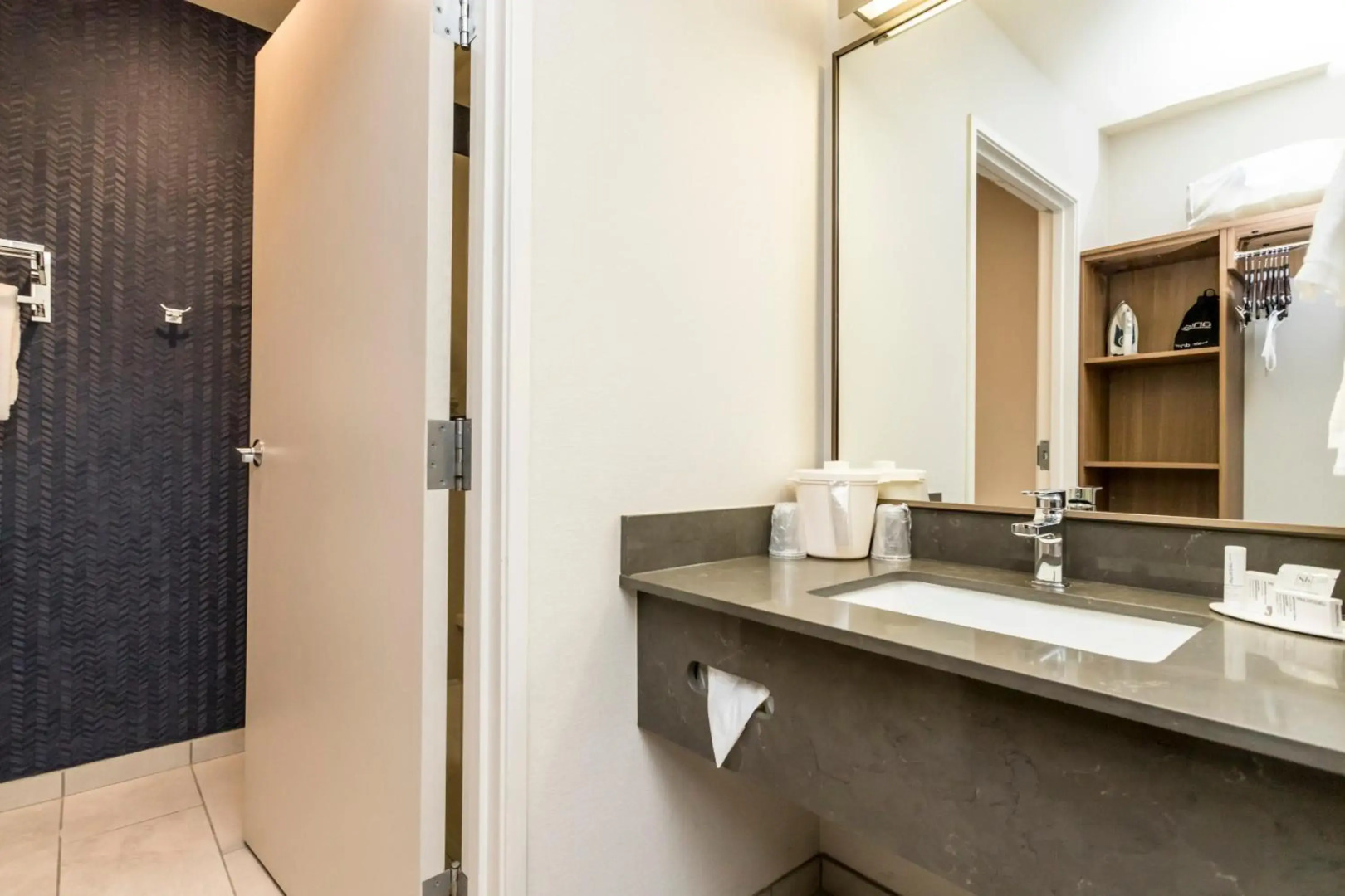 Courtyard by Marriott Merced