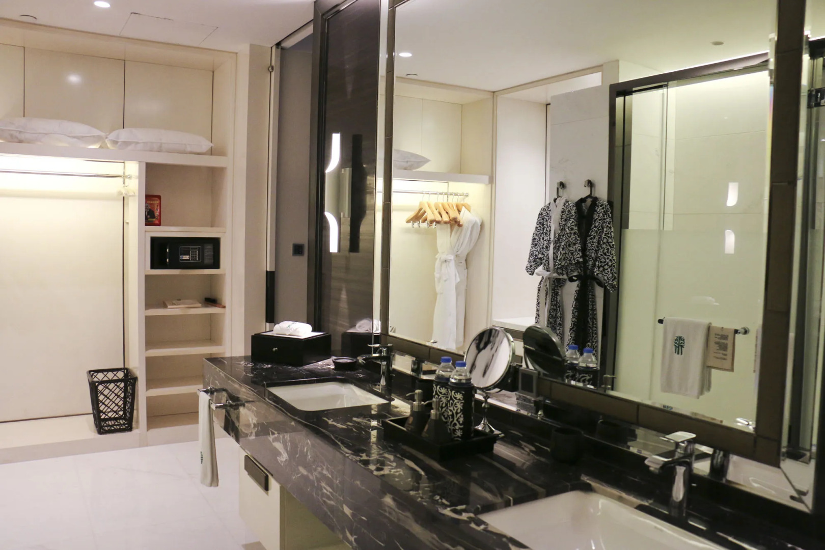 Banyan Tree Tianjin Riverside