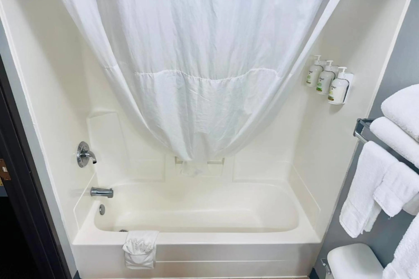 AmericInn by Wyndham Stillwater