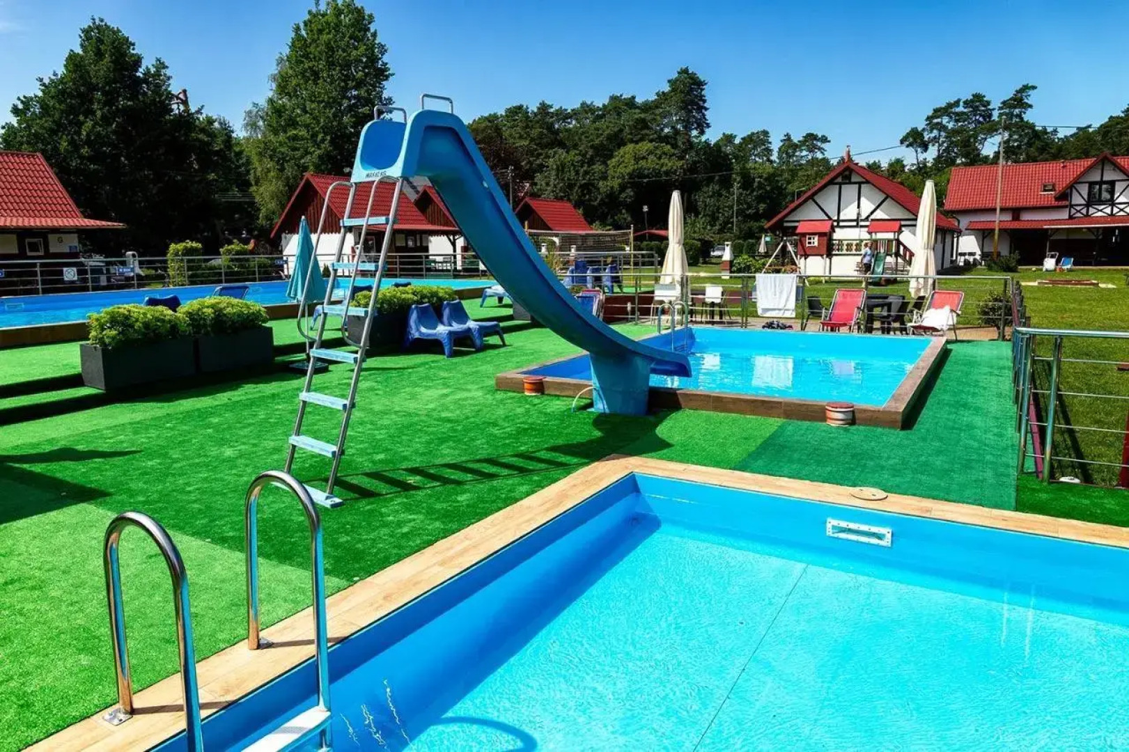 Bialy Dworek Janosikówka