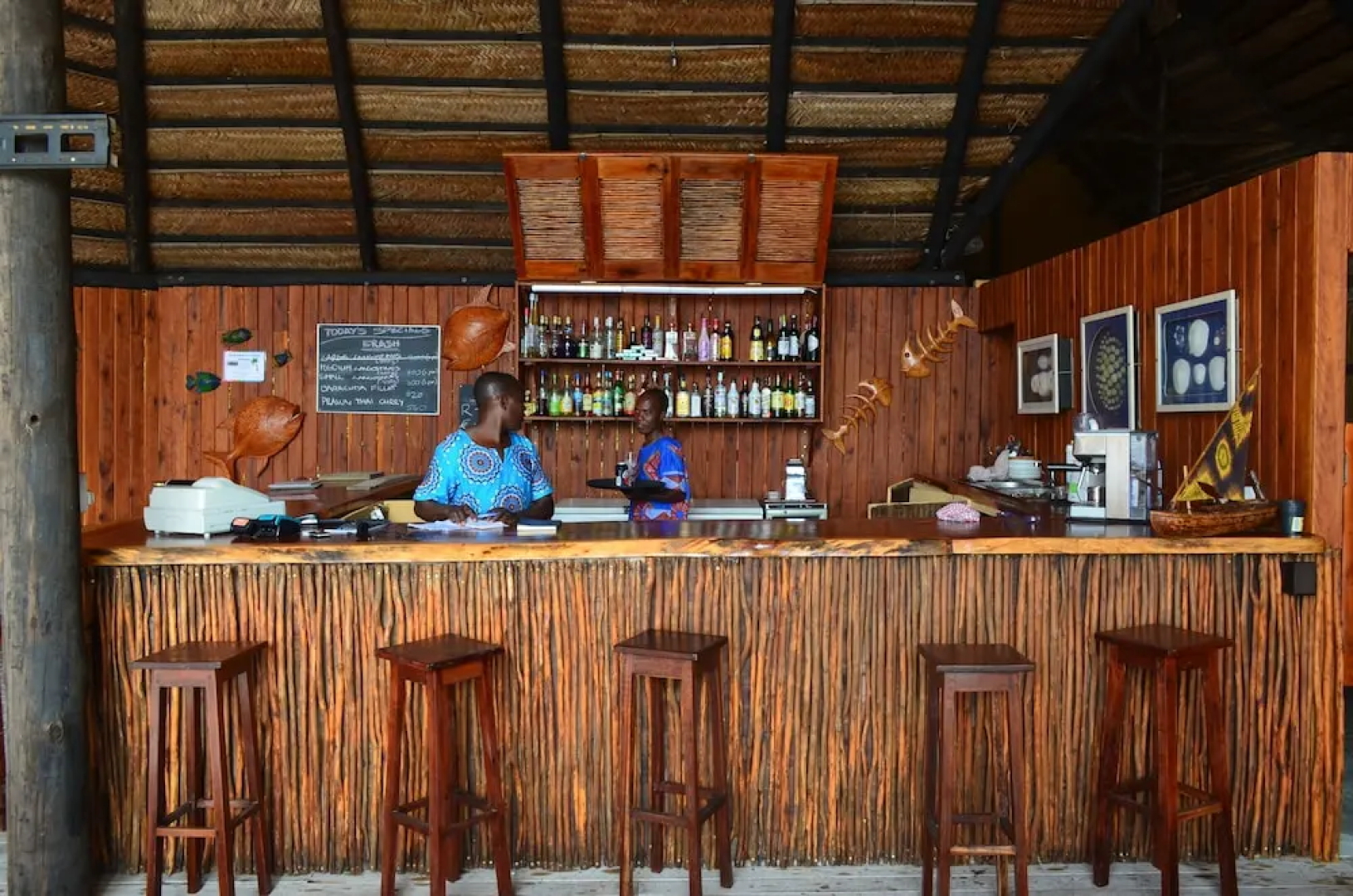 Mango Beach Lodge
