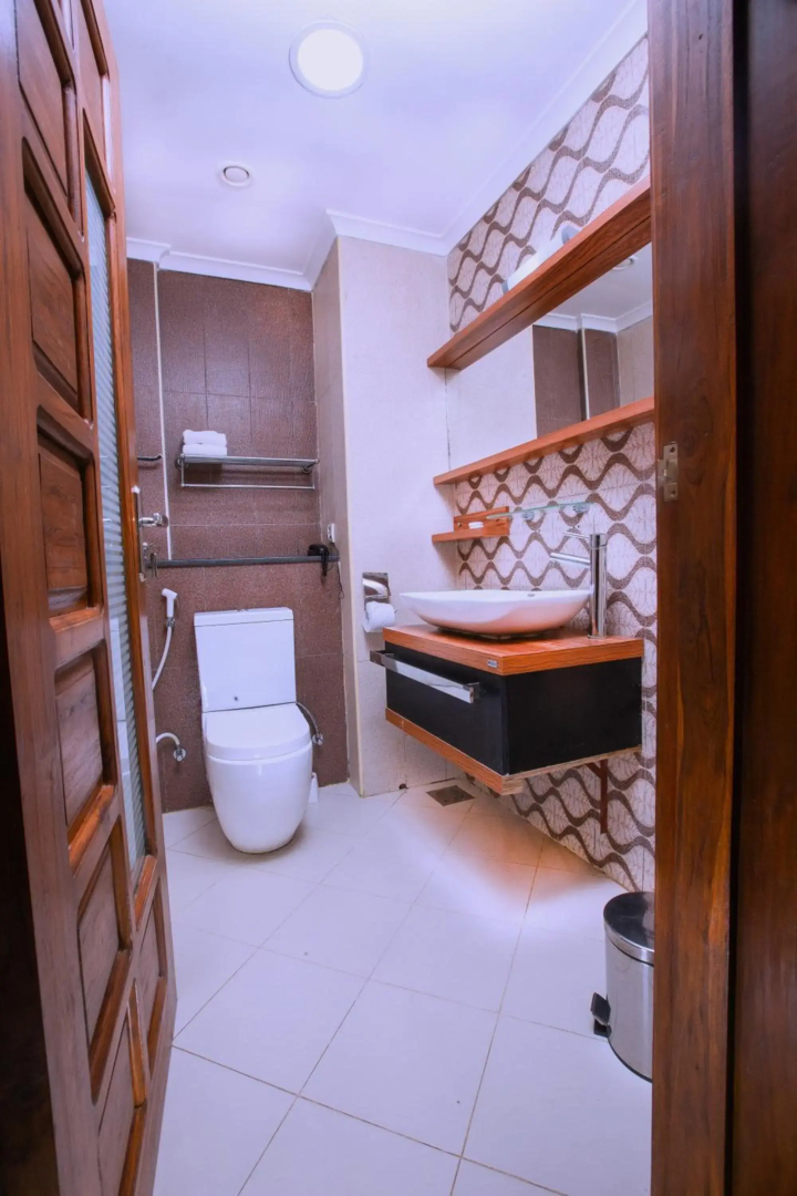 Tanga Beach Resort & Spa