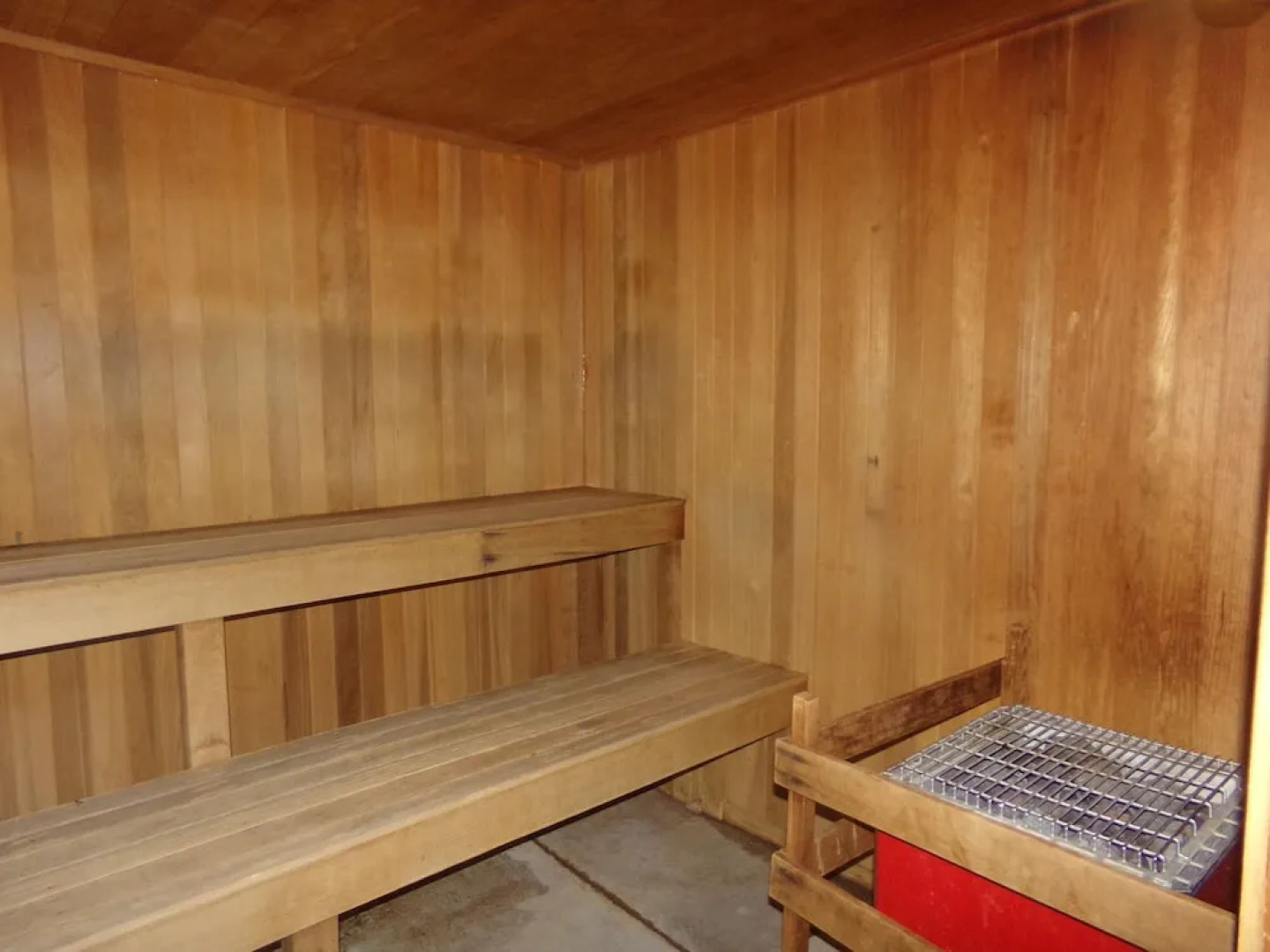 Three House 2 Bed 2 Bath THWC