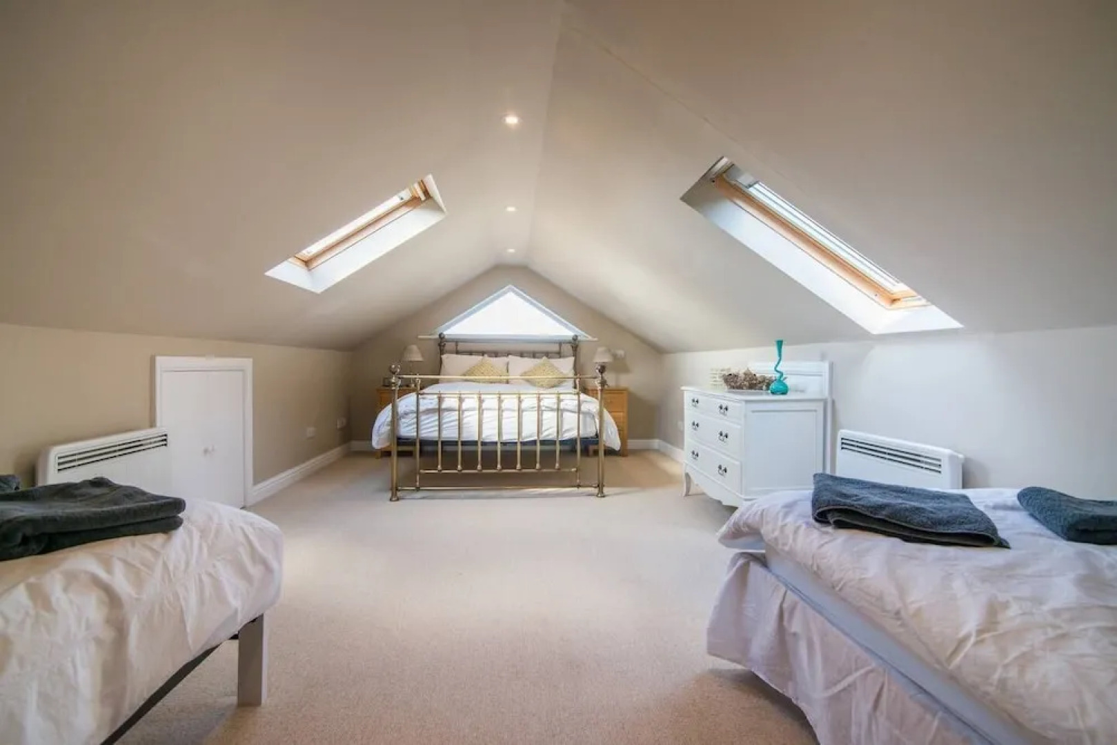 Super Spacious Barn Conversion With Free Wifi, Netflix Fireplace