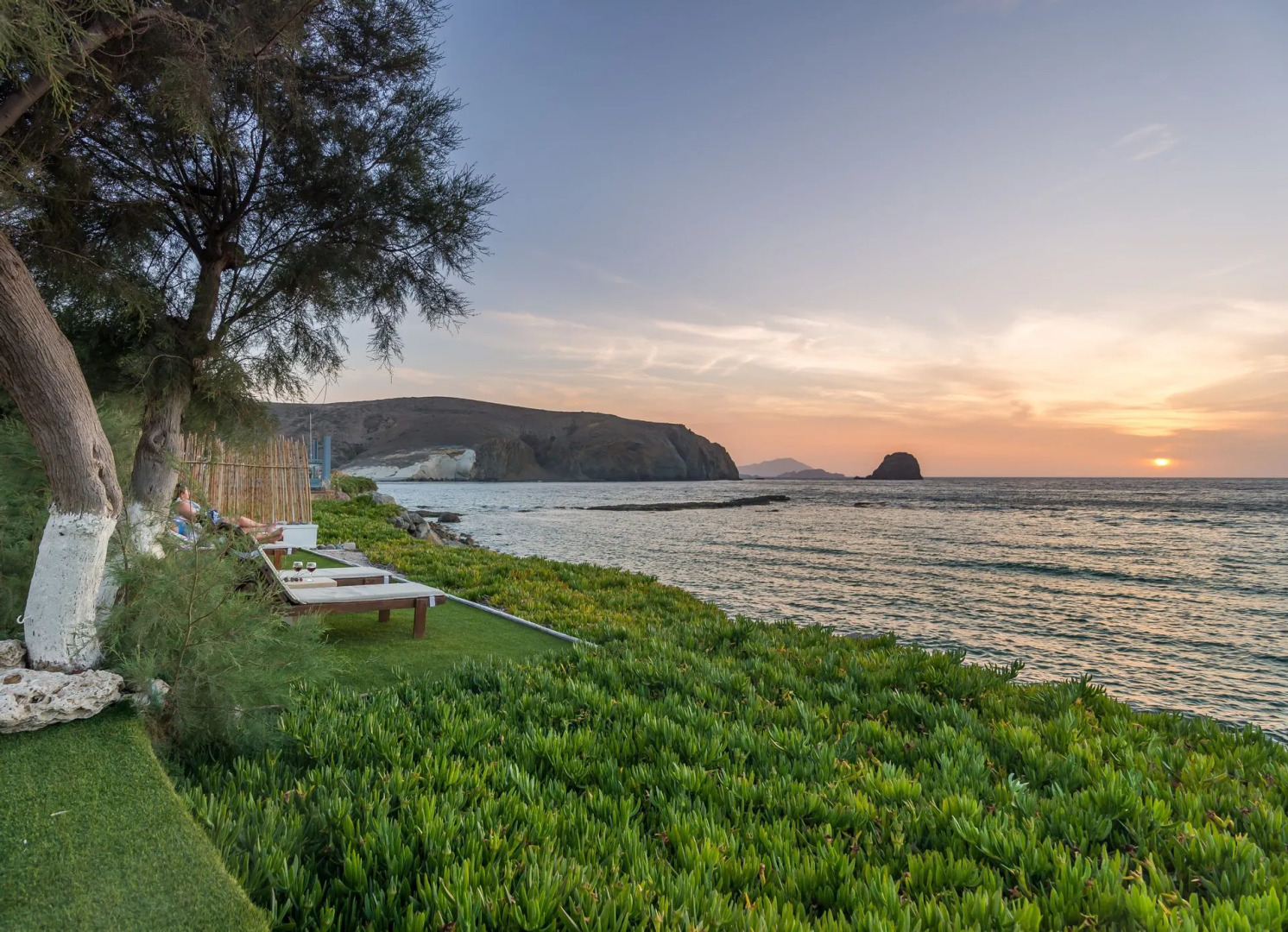 Niki Savvas Studio & Suites