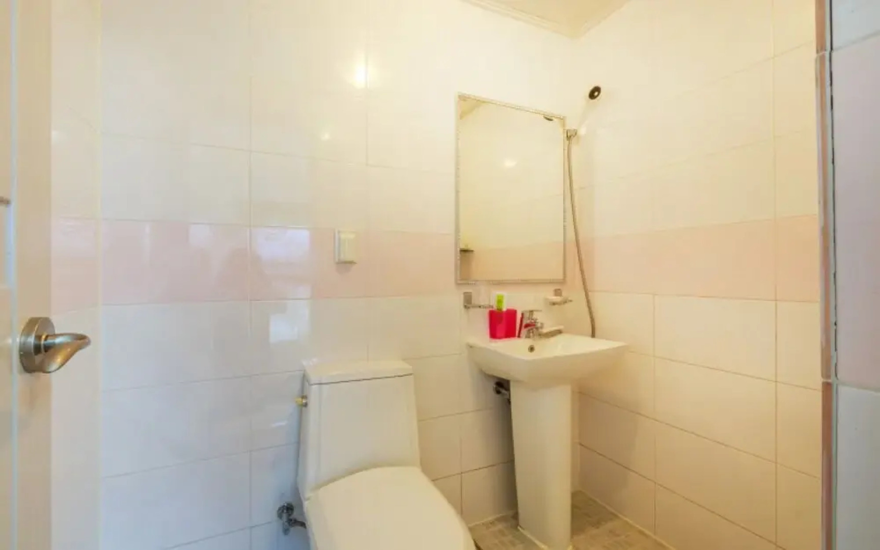 Hoengseong Modern Hill Pension