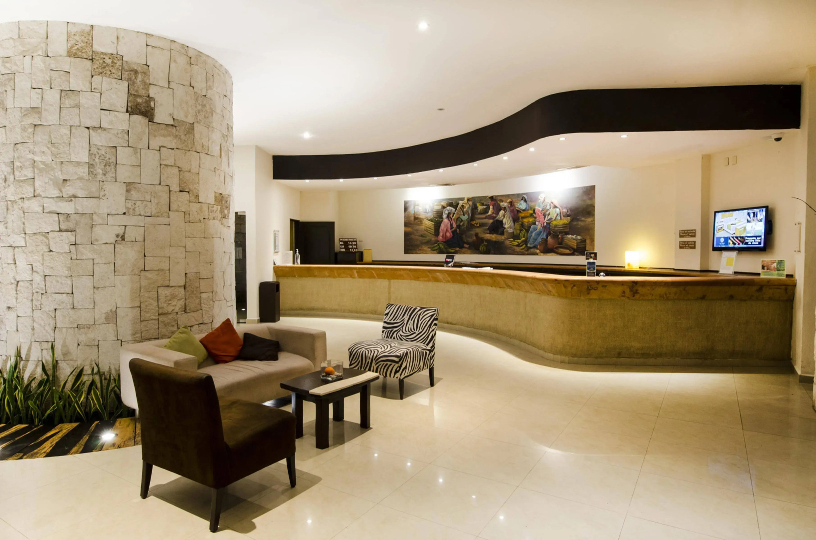 The Reef Playacar Beach Resort & Spa