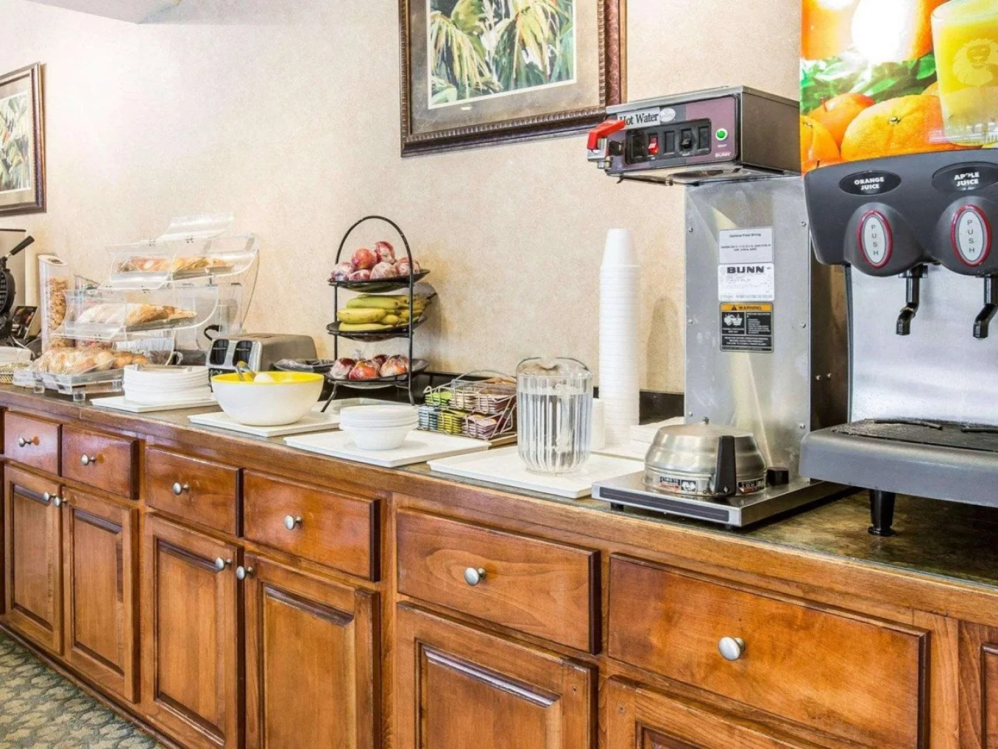 Econo Lodge Inn & Suites Douglasville