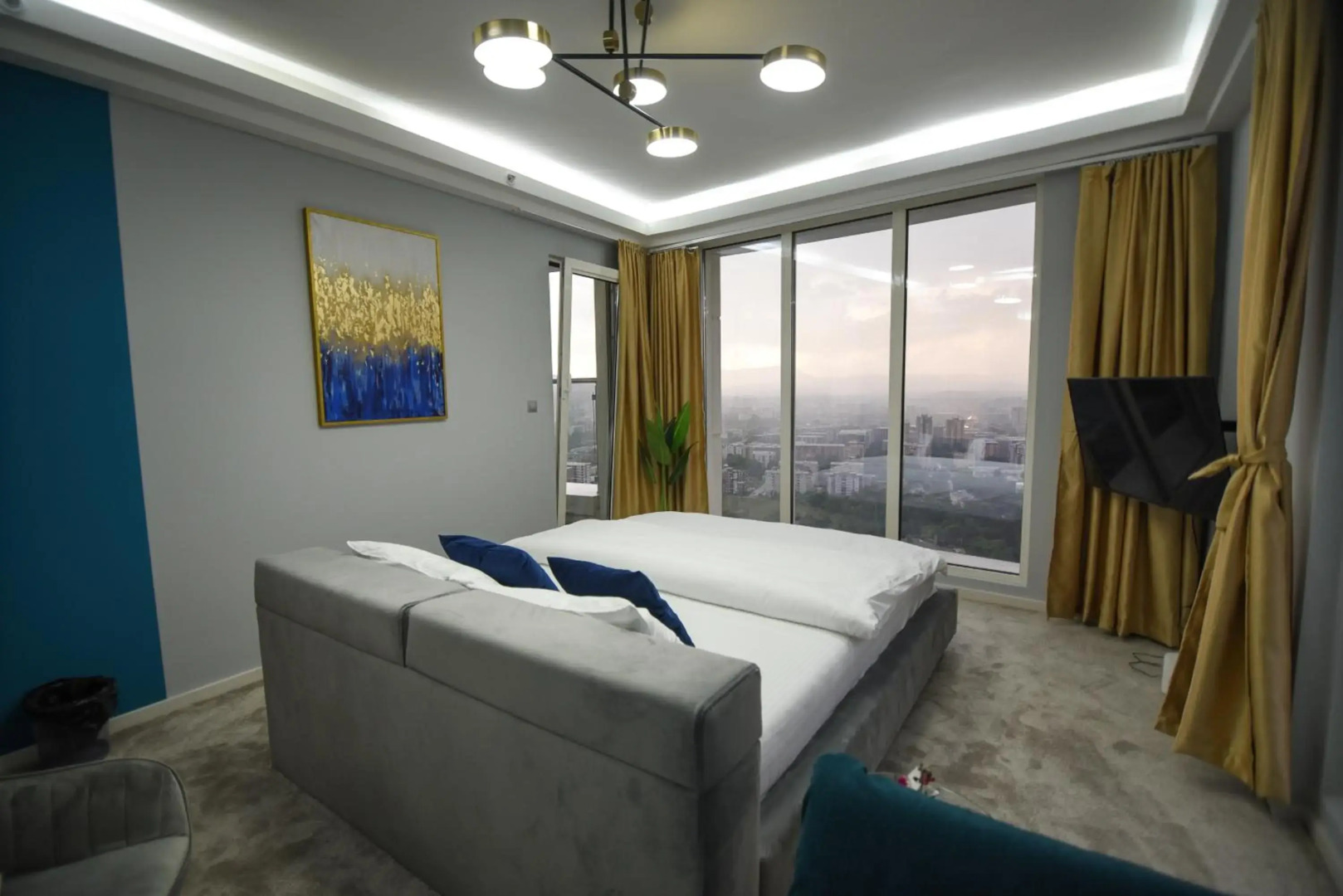 Sky Deluxe Fitness & Spa