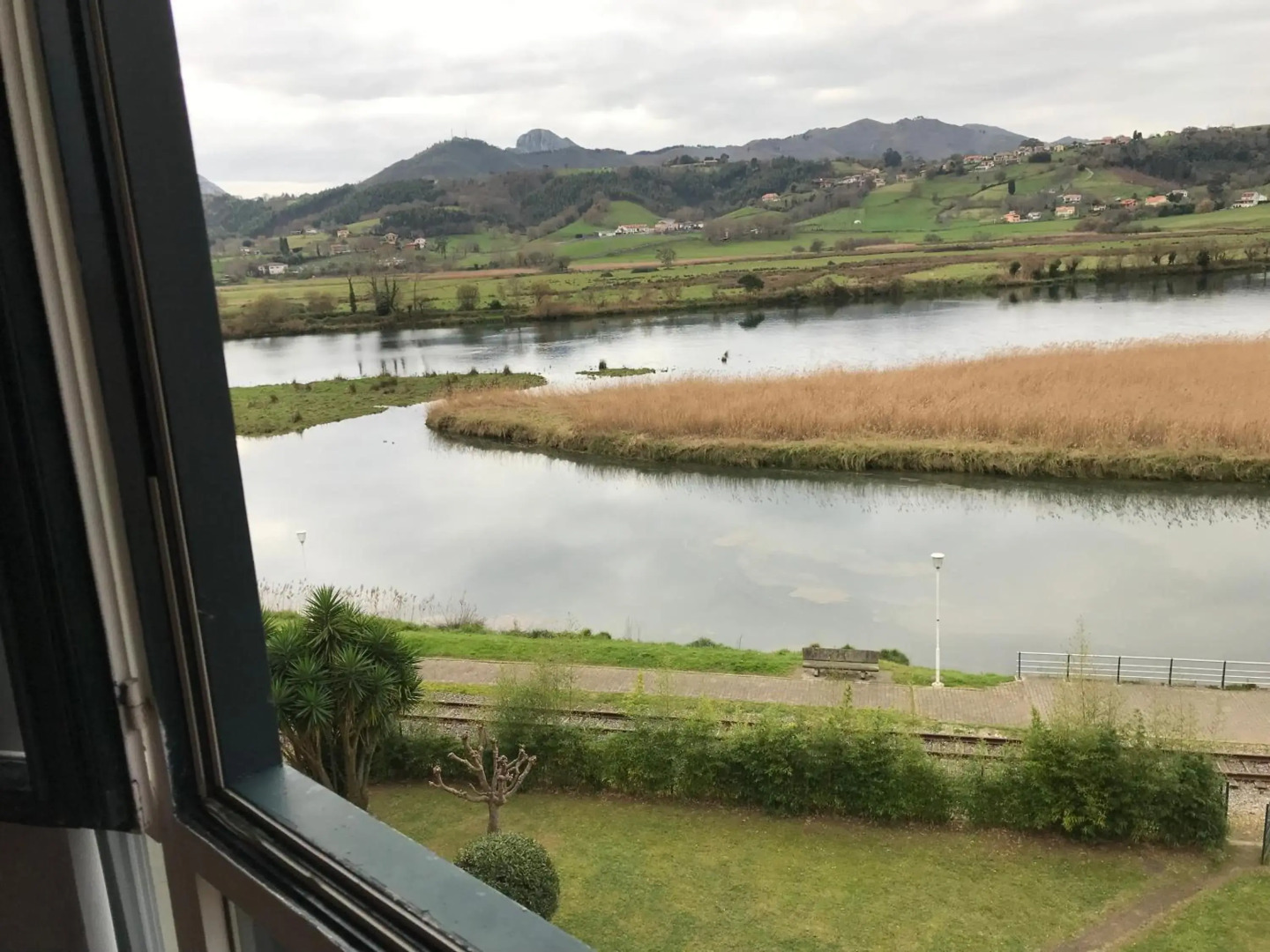 Apartamento con vistas espectaculares al rio Sella