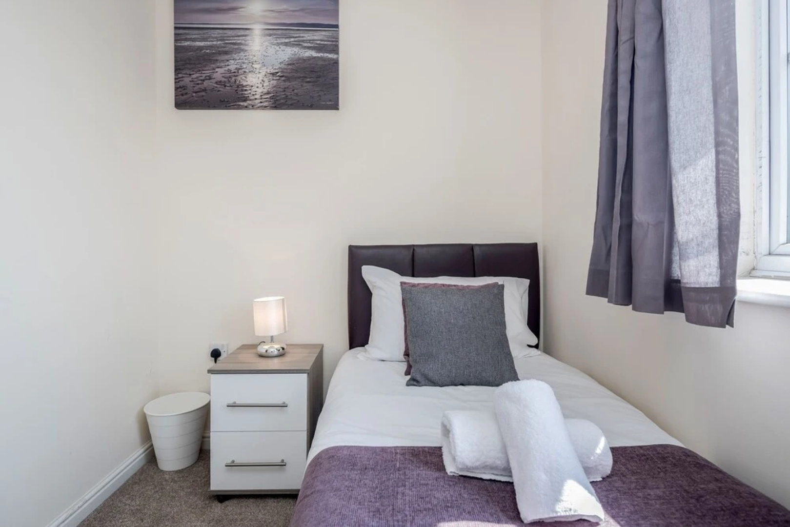 Captivating 3-bed Apartment in Grays