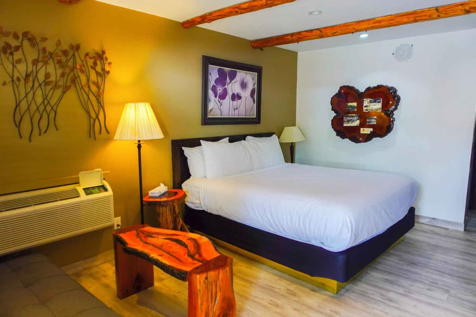 Sleepy Hollow Cabins and Hotel