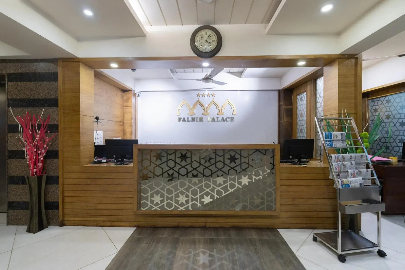 Falnir Palace by OYO Rooms