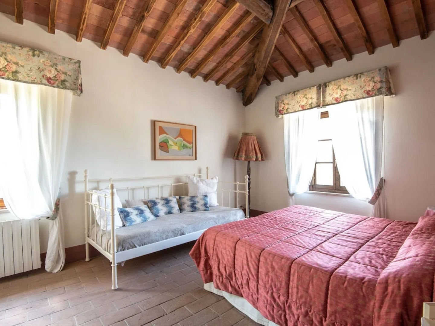 Secluded Apartment in Rapolano Terme with Garden