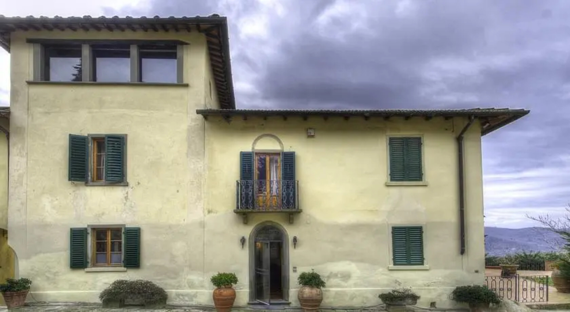 Chianti Panoramic Modern Villa