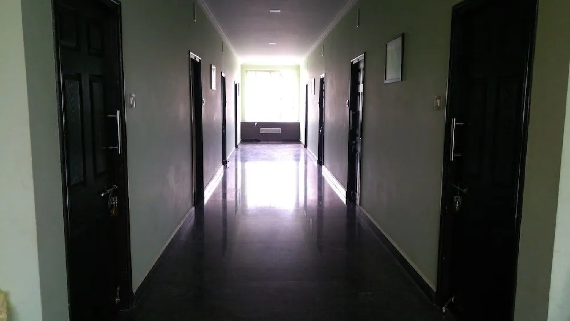 Iroomz Aditya Residency