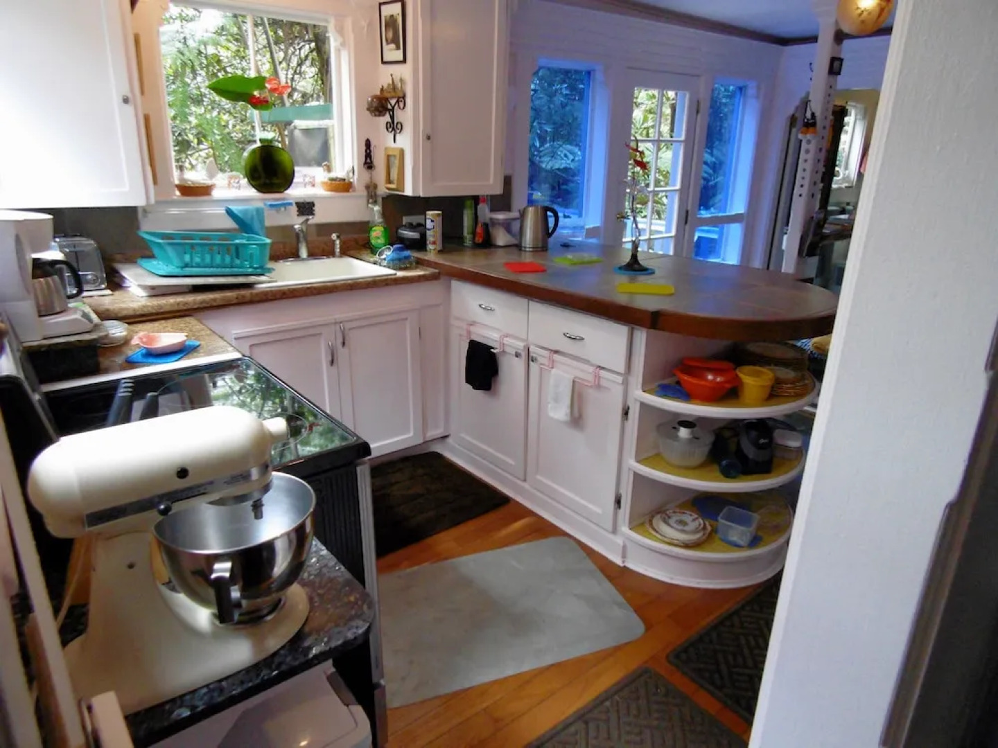 Upcountry Volcano Village Mountain Cottage