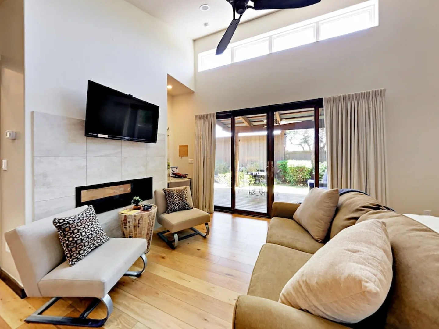 The Reserve at Lake Travis Cabin #4