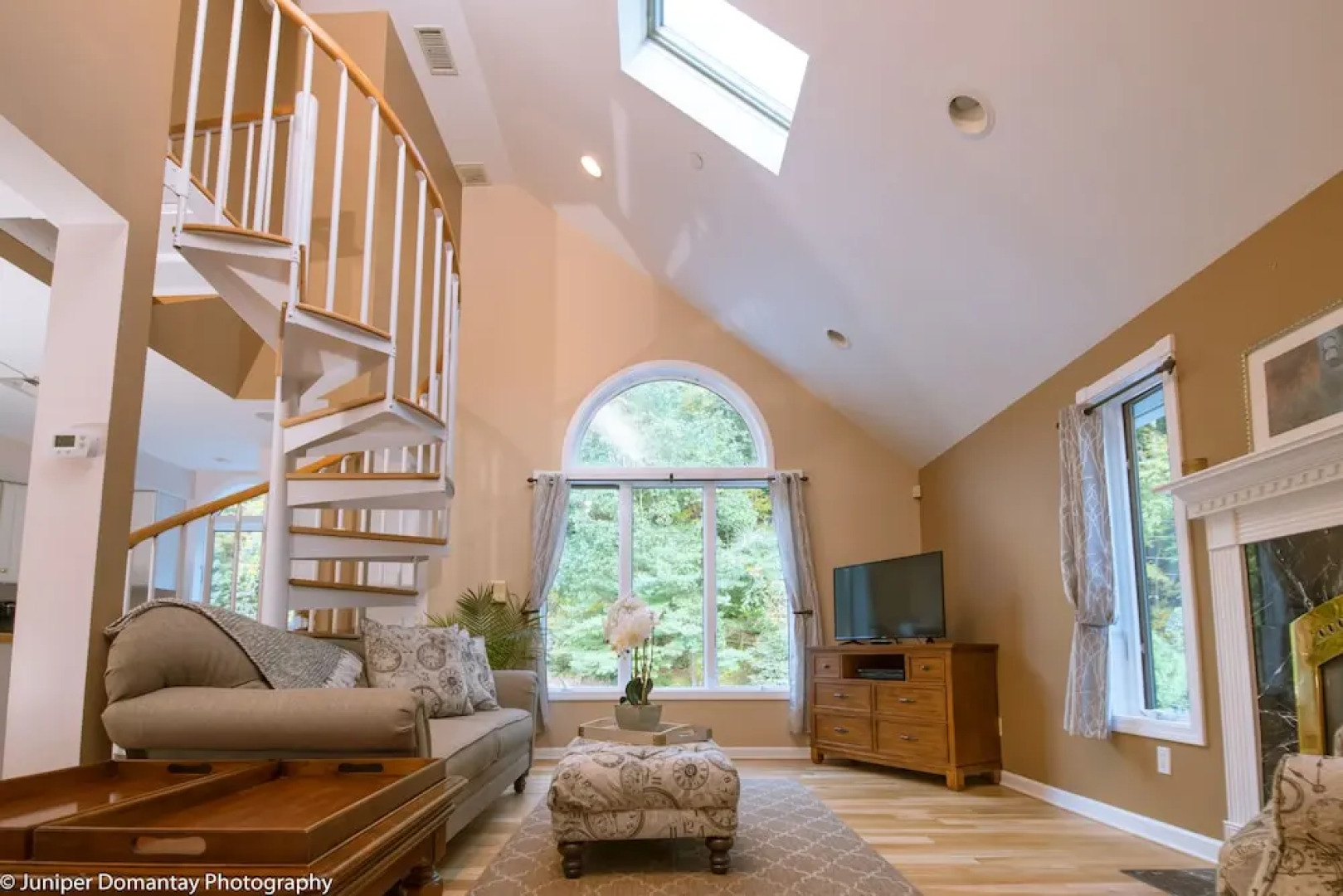 Villa On The River Inn