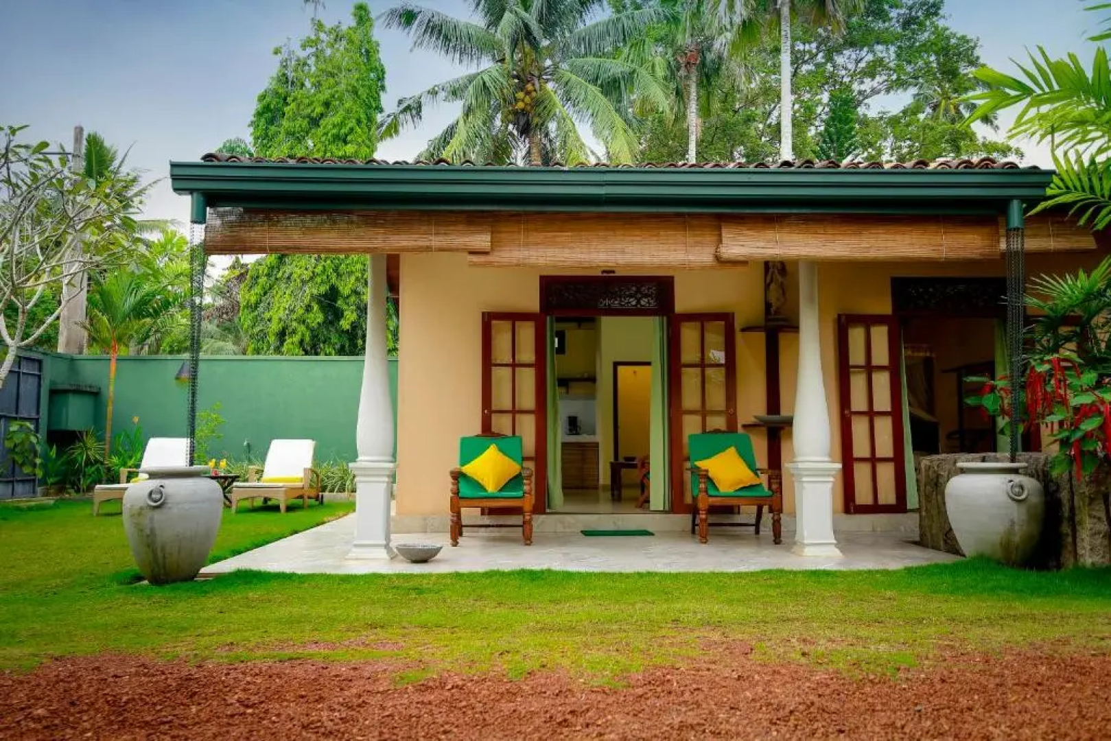 Lenora Villas