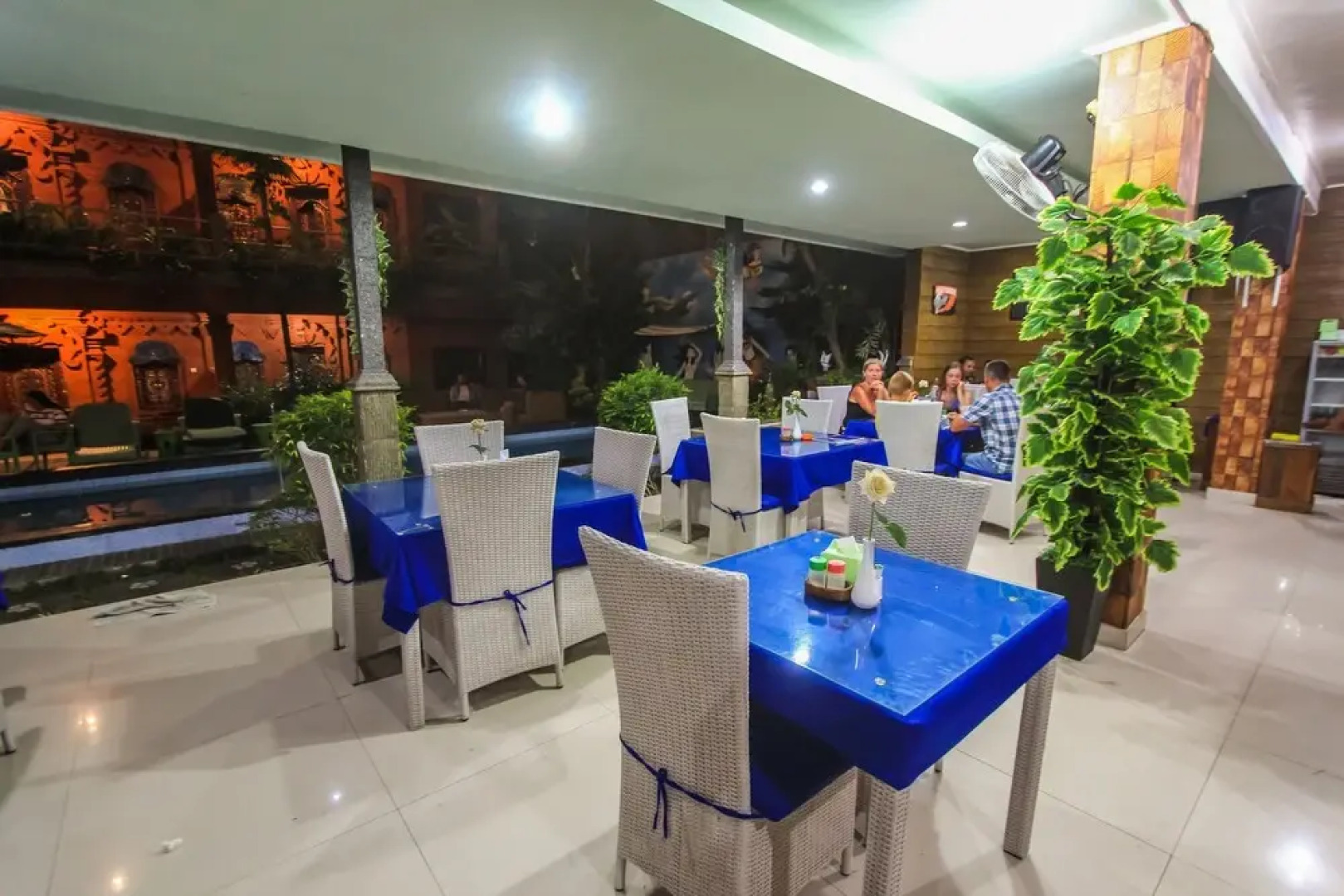 Hotel Lumbung Sari Legian