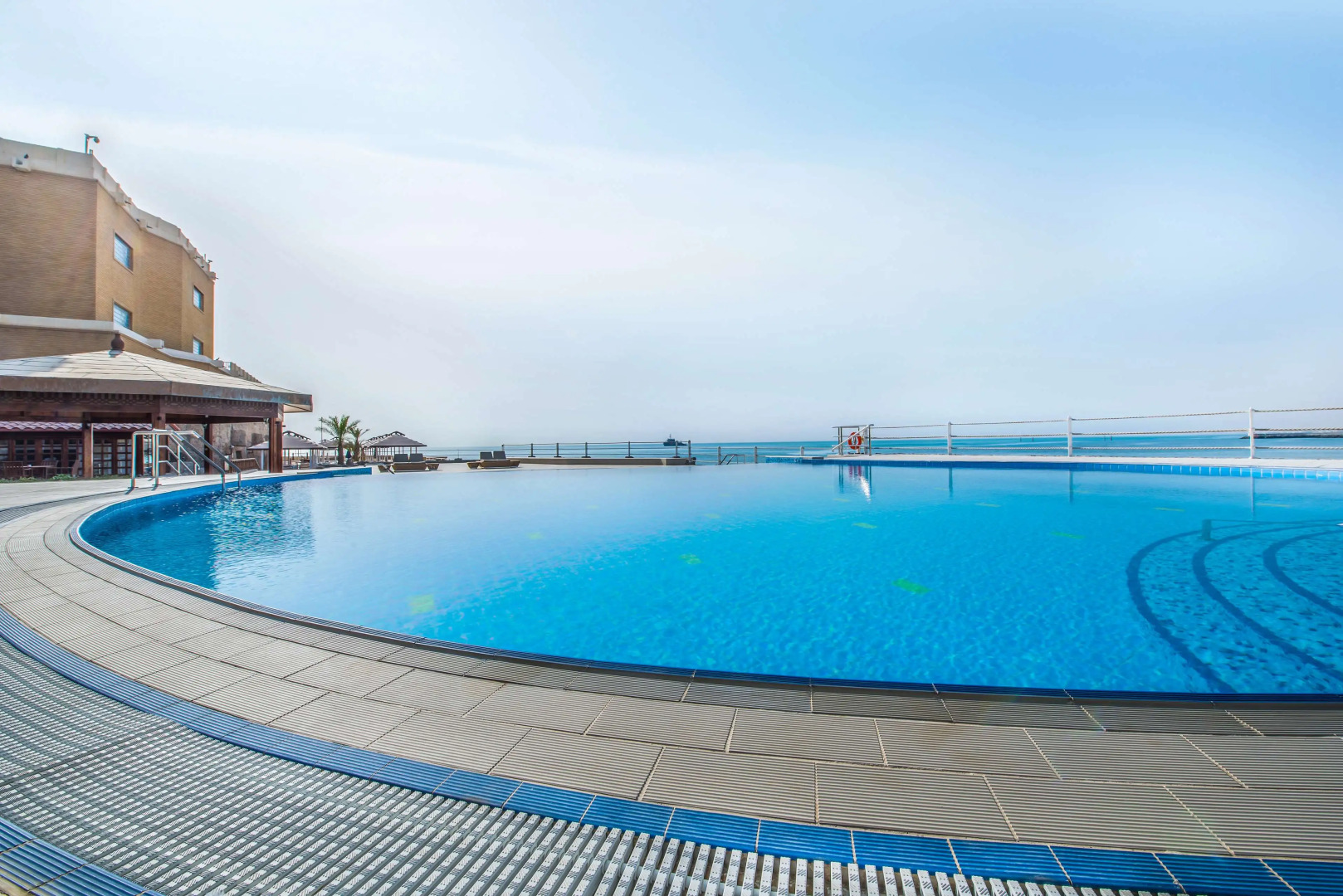 Radisson Blu Hotel, Kuwait