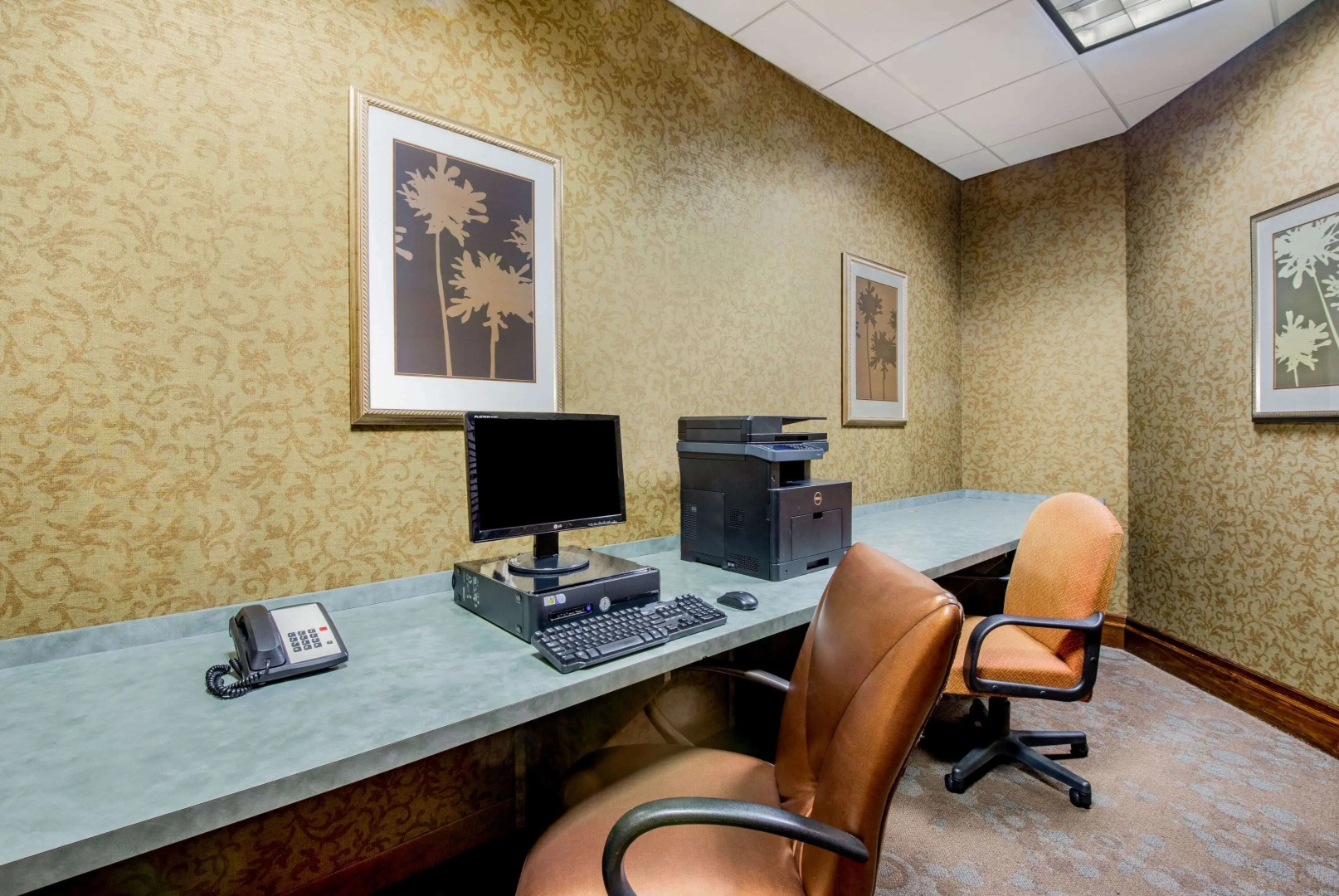 La Quinta Inn & Suites by Wyndham Bel Air/I-95 Exit 77A