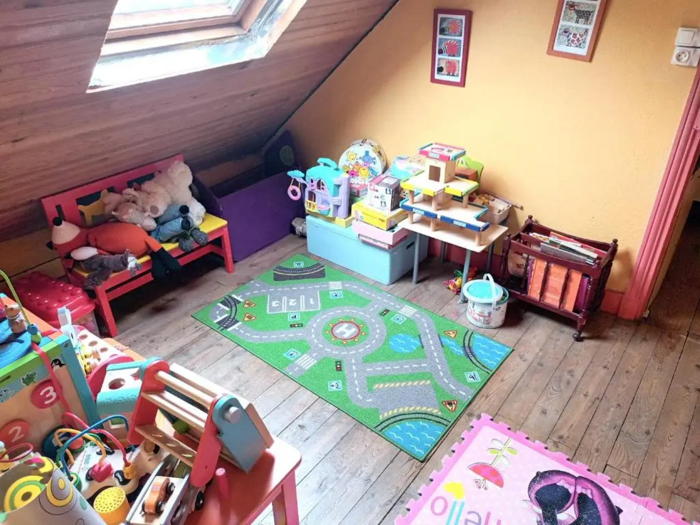 Maison de 6 chambres avec vue sur la ville jardin clos et wifi a Murol