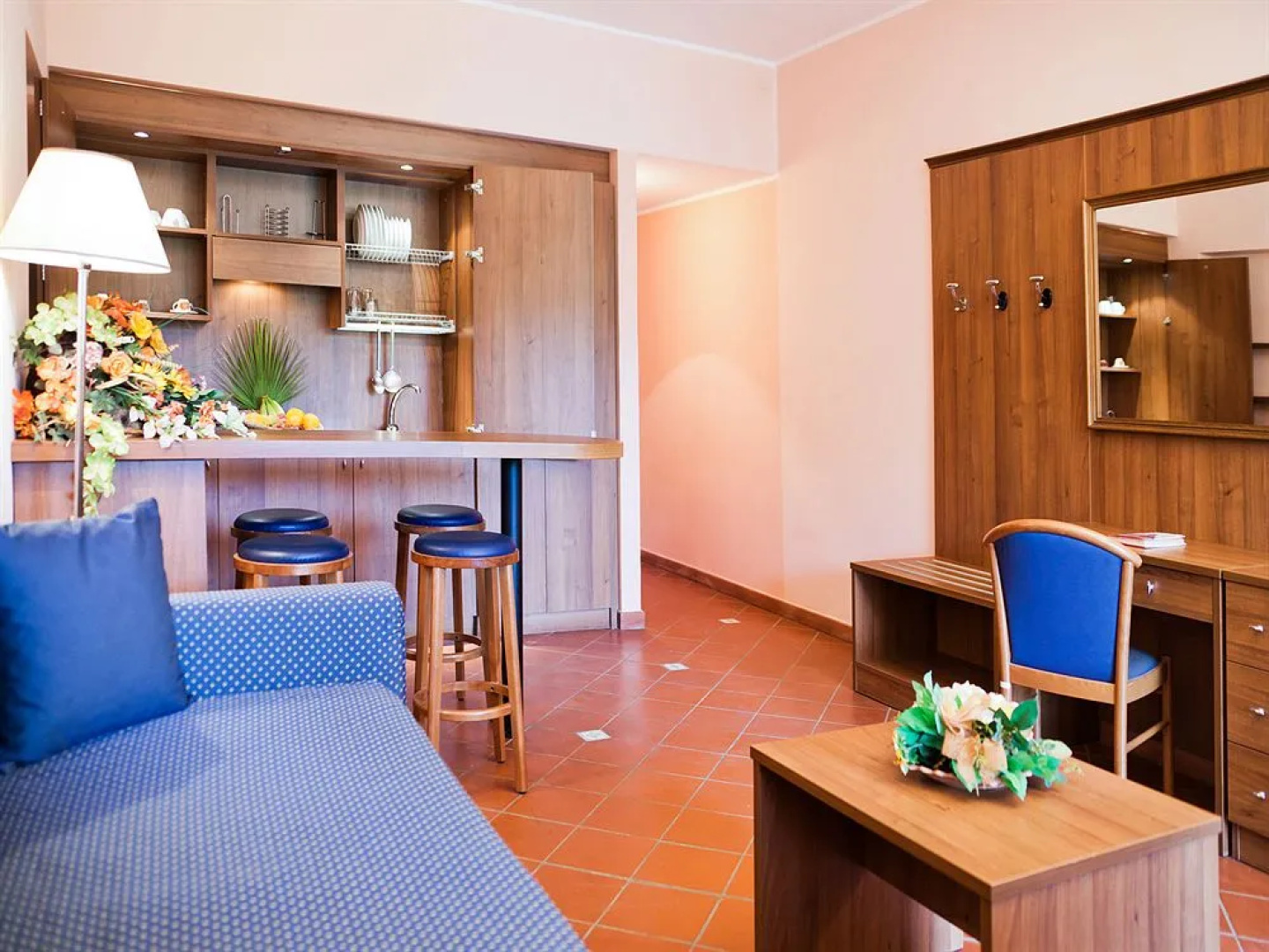 Tindari Resort & Marina Beach