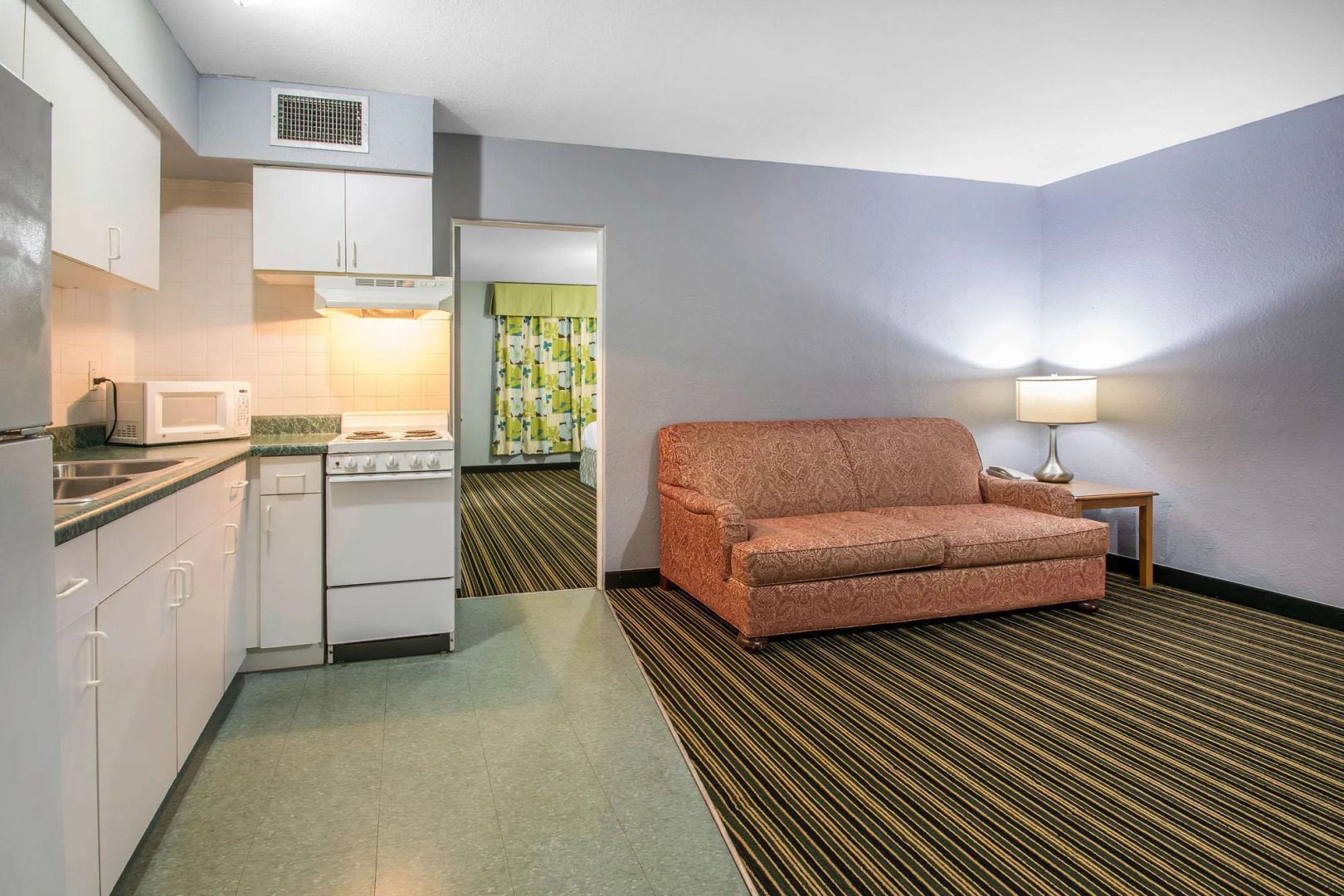 Rodeway Inn & Suites Winter Haven Chain Of Lakes