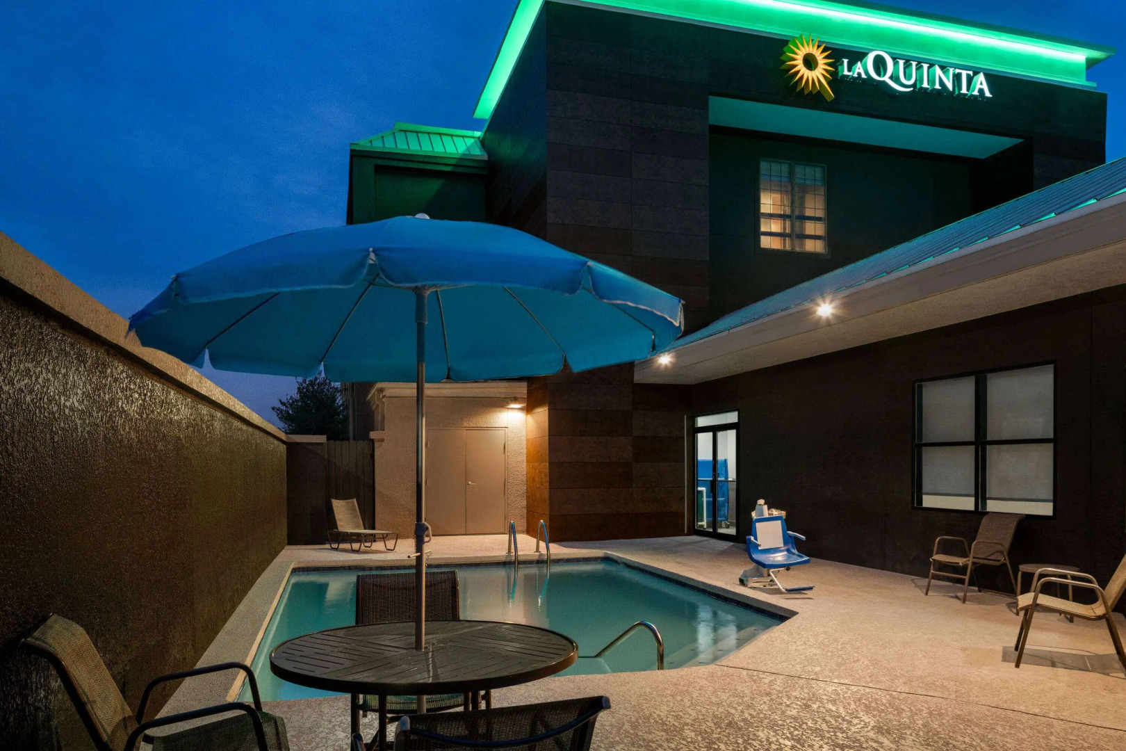 La Quinta Inn & Suites by Wyndham Round Rock North