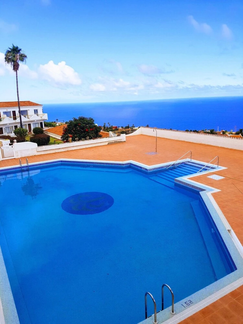 Apartment with One Bedroom in Tacoronte, with Wonderful Sea View, Shared Pool, Furnished Terrace - 4 Km From the Beach