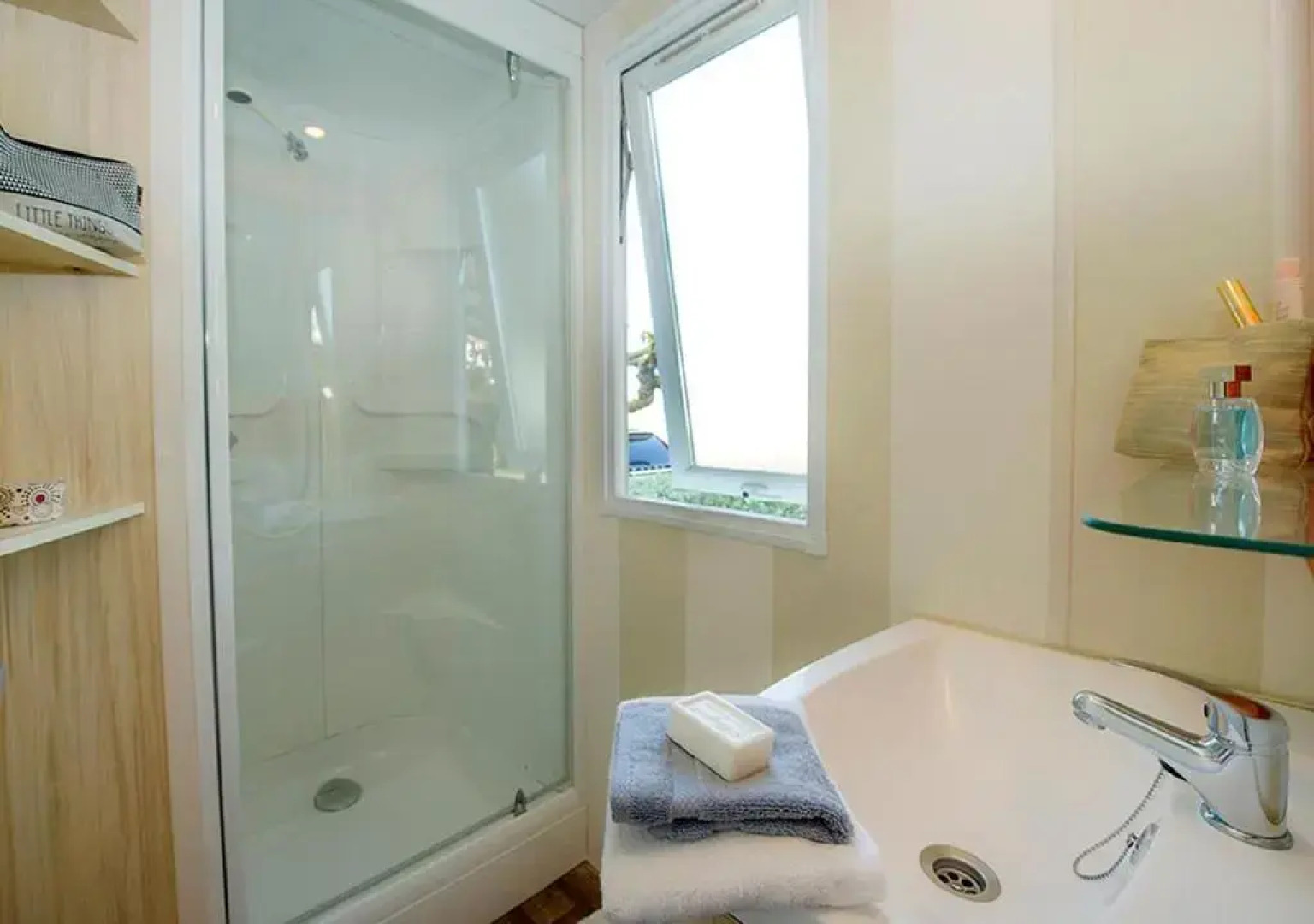 Mobilhome Climatisé 3CH 6P dans Parc des 7 Fonts