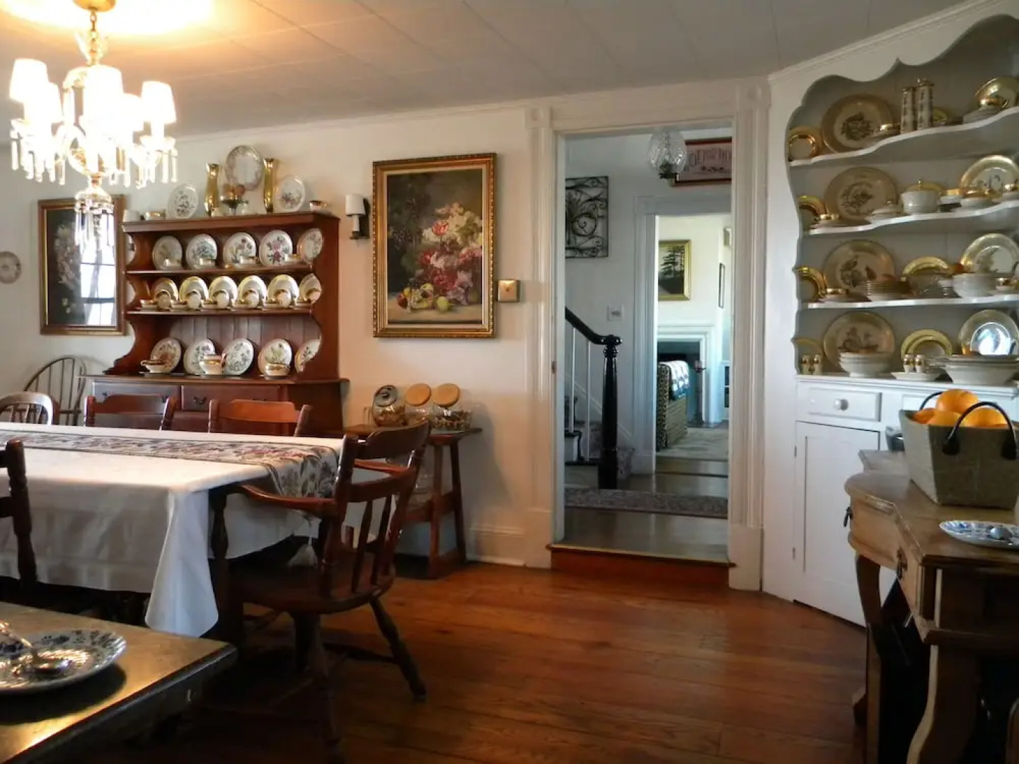 Black Walnut Point Inn