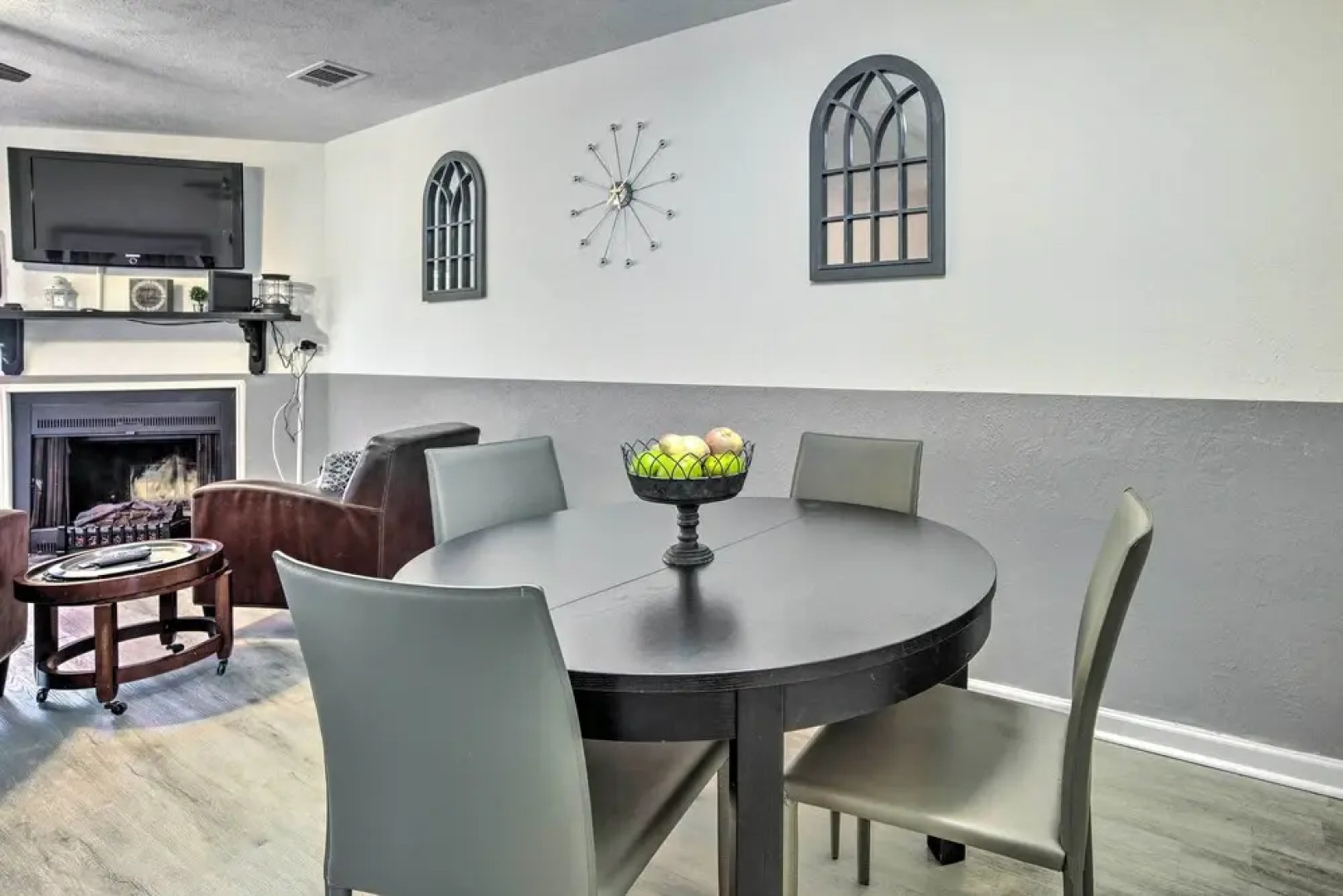 Pet-friendly Bryan Escape ~ 2 Mi to Texas A & M