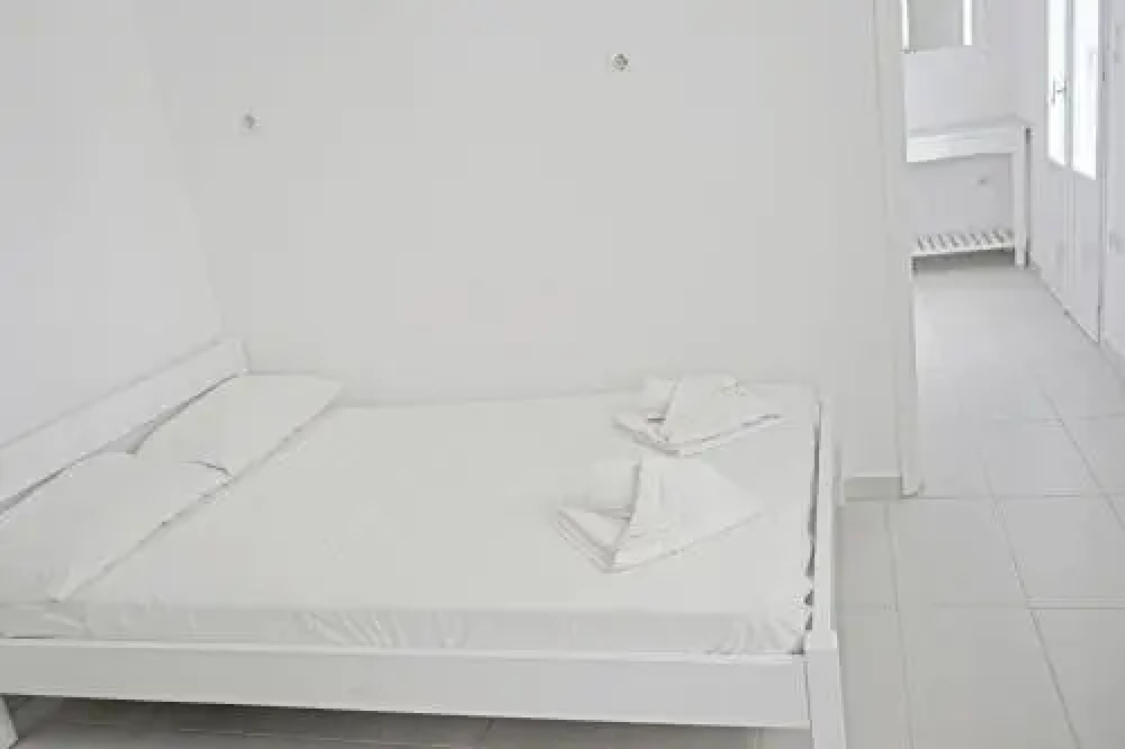 Yiannis Studios