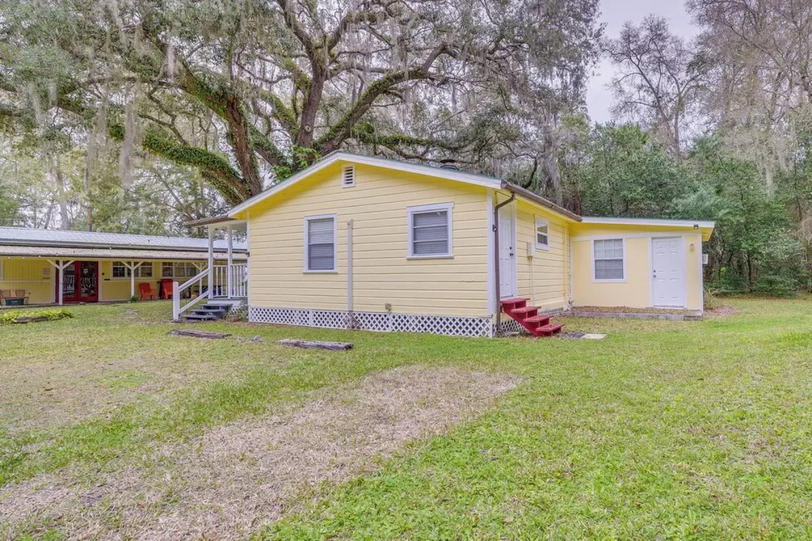 2 Mi to Marina: Inglis Retreat w/ Boat Parking