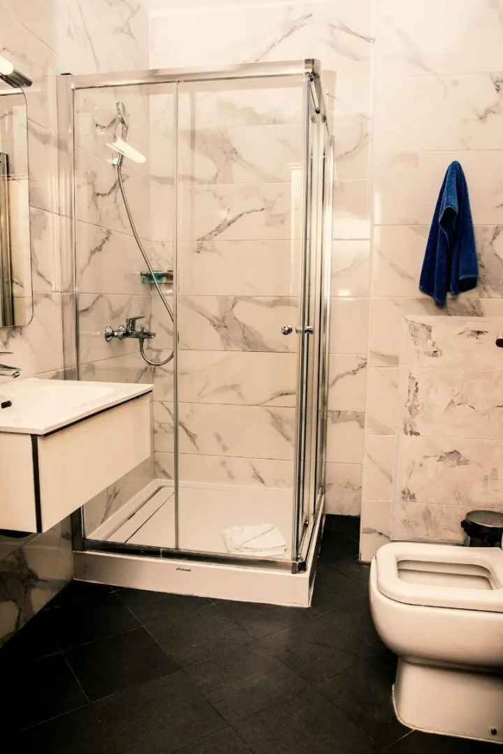 Maroko Bayshore Suites