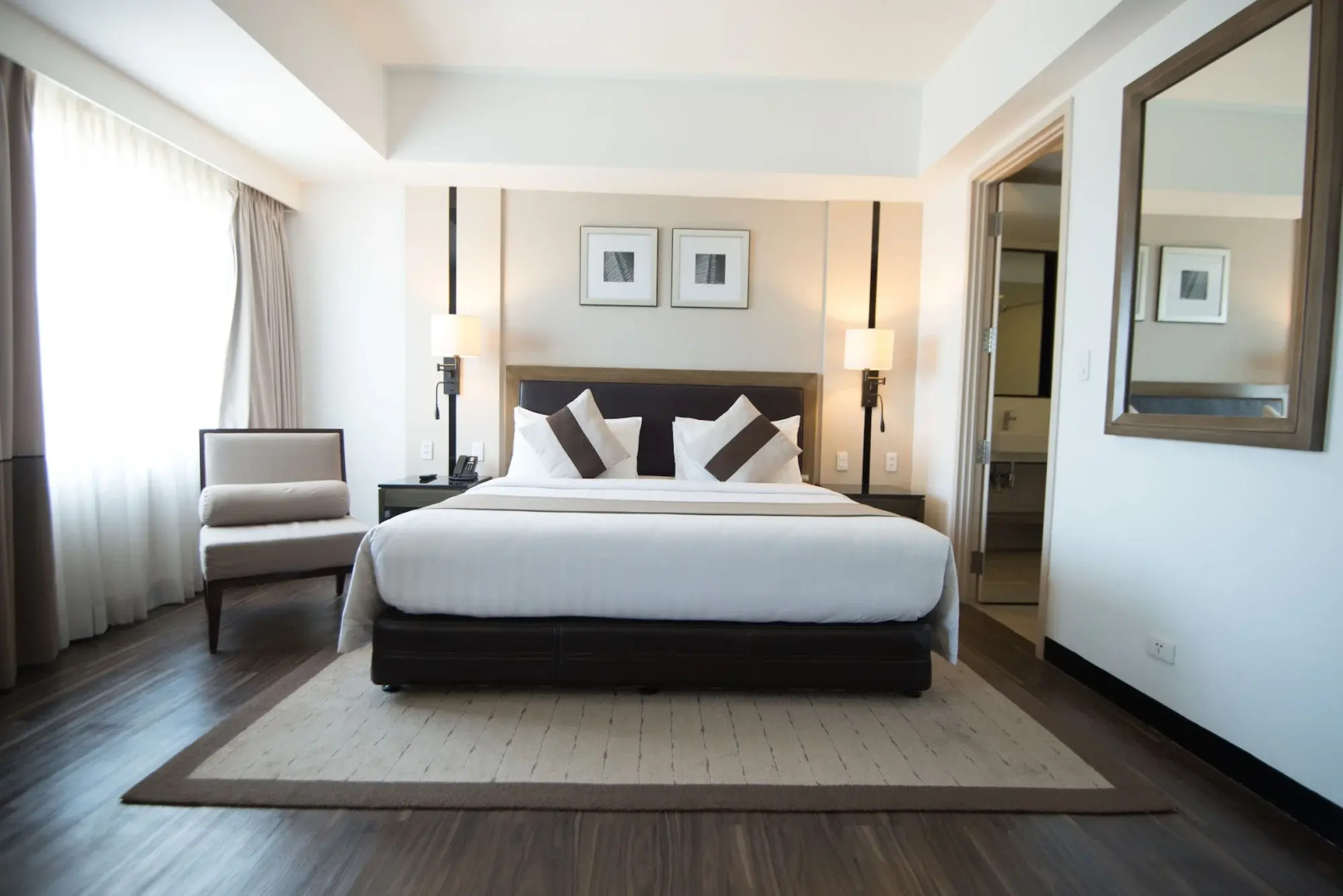 Seda Abreeza - Newly Renovated